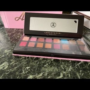 Anastasia makeup pallet.